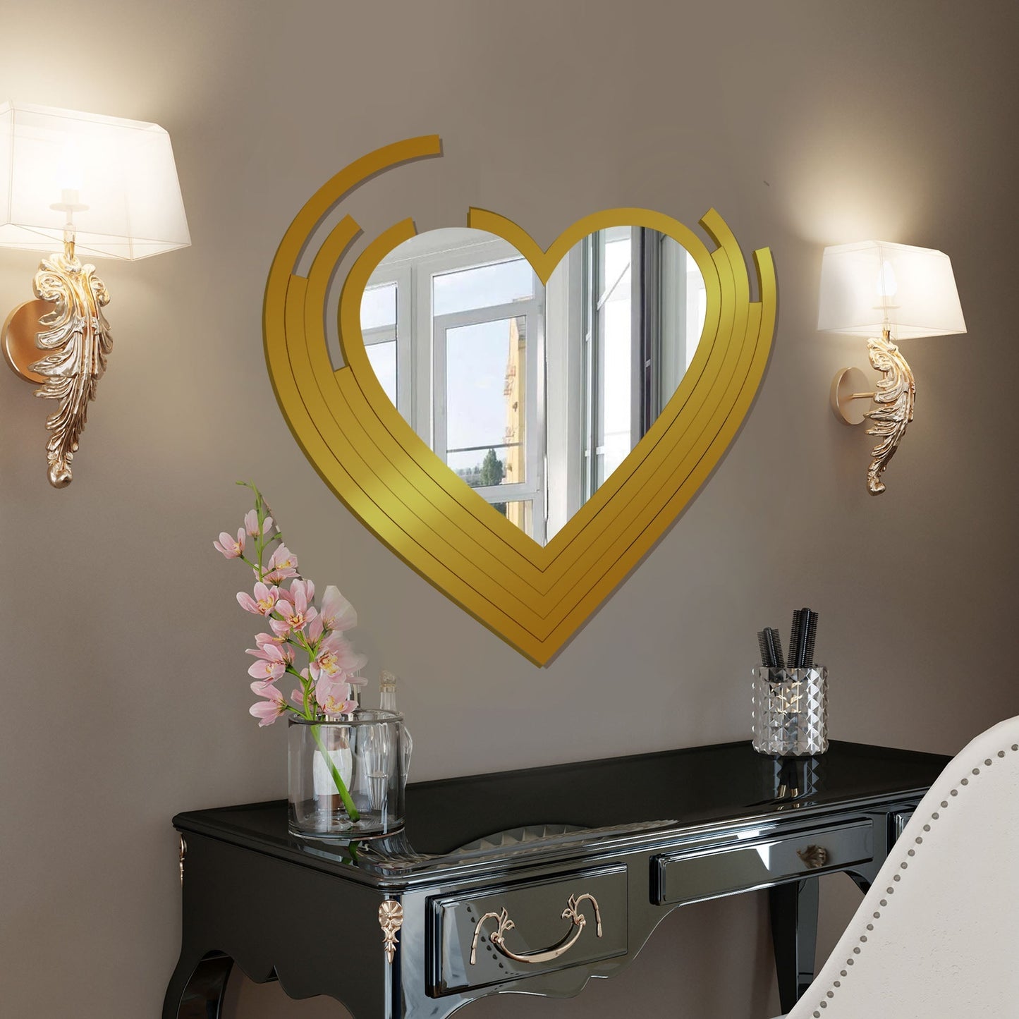 Heart Shape Stylish Wooden Wall Mirror With Gold Texture